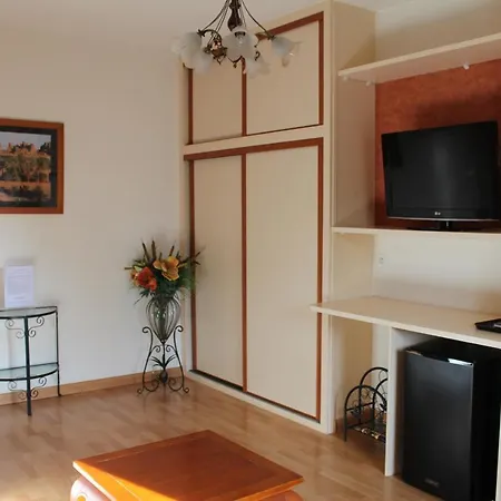 Carcas Hotes Bed & Breakfast